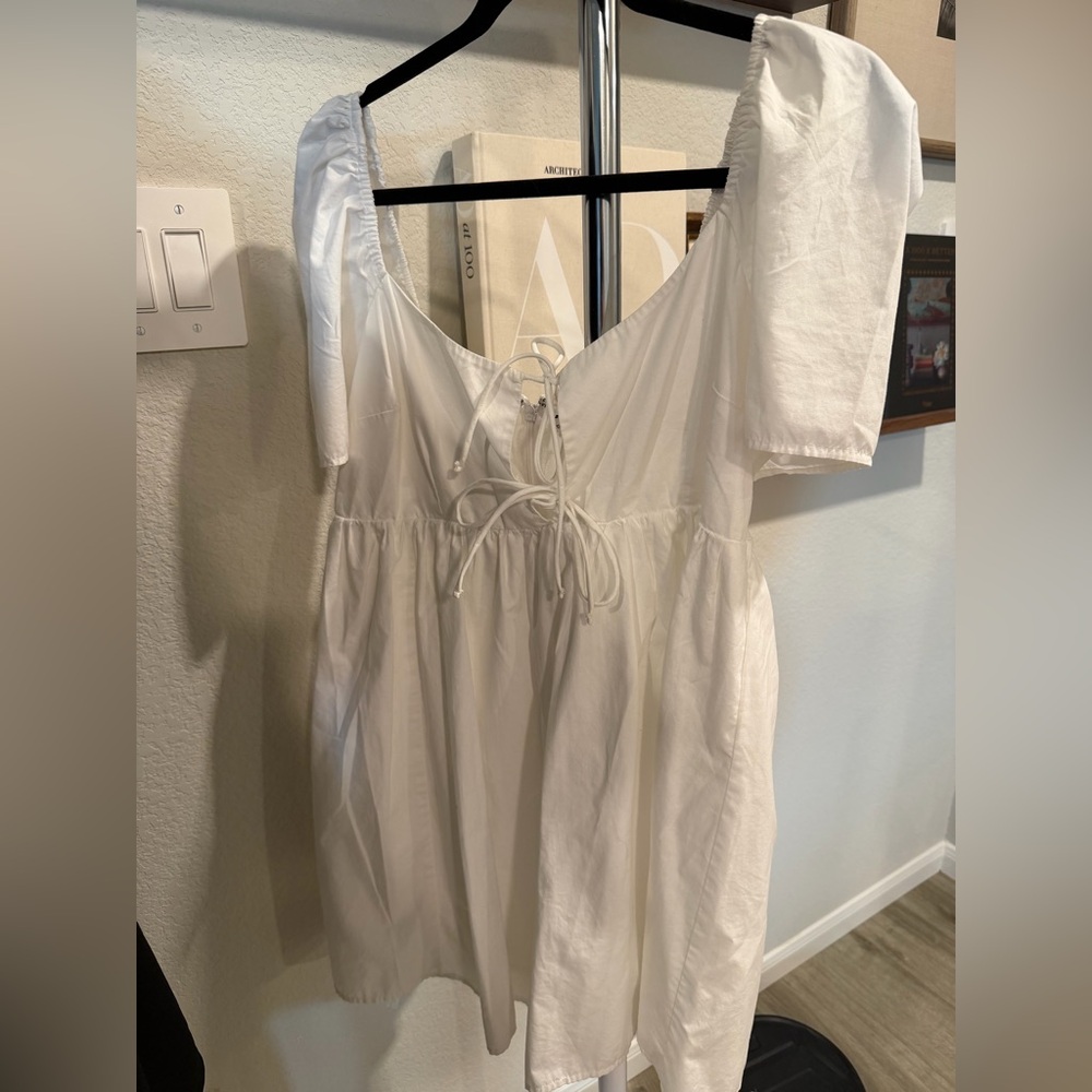 Abercrombie & Fitch White Puff Sleeve Top